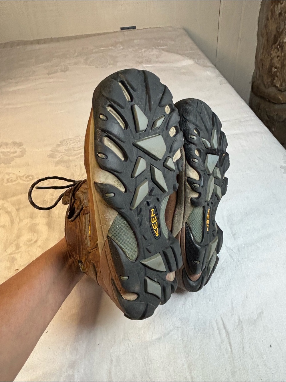 KEEN Womens 6.5 EU 37 Brown Leather KEEN.DRY Mid Hiking Boots Lace Up Gorpcore - Picture 9 of 9